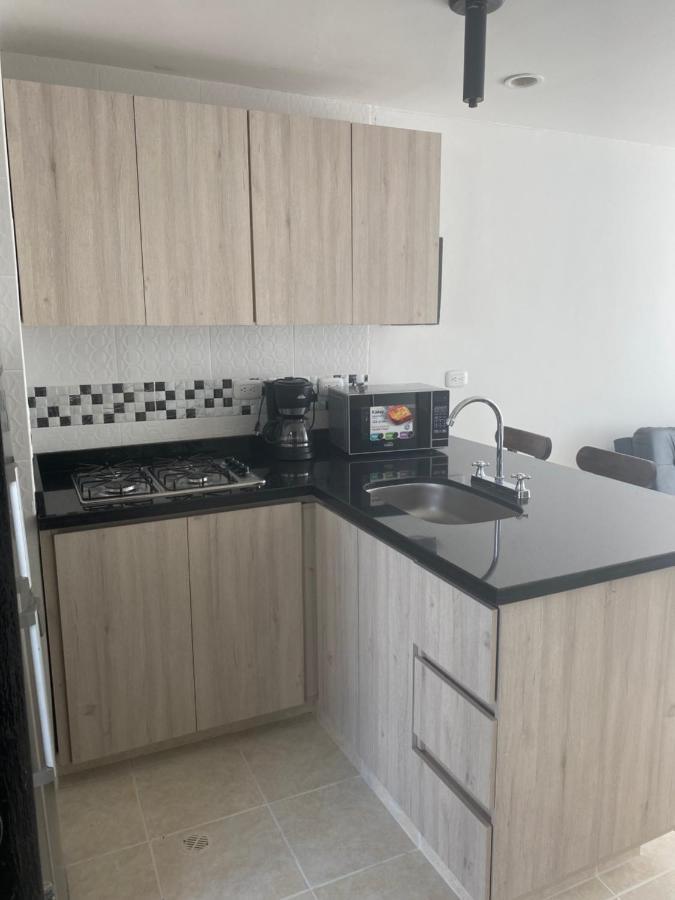 Апартаменты Apartaestudio Amoblado Con Excelente Ubicacion Перейра Экстерьер фото