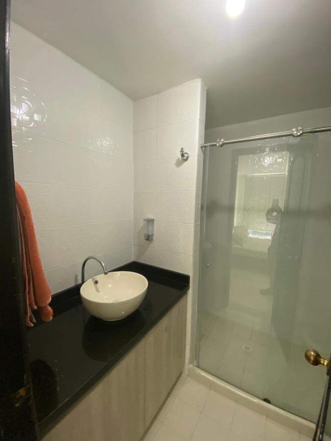 Апартаменты Apartaestudio Amoblado Con Excelente Ubicacion Перейра Экстерьер фото